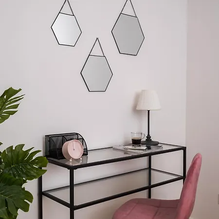 Apartment Pulawska Mokotow 2-bedroom & Living Room, Balcony & Free Parking On Site Warsaw