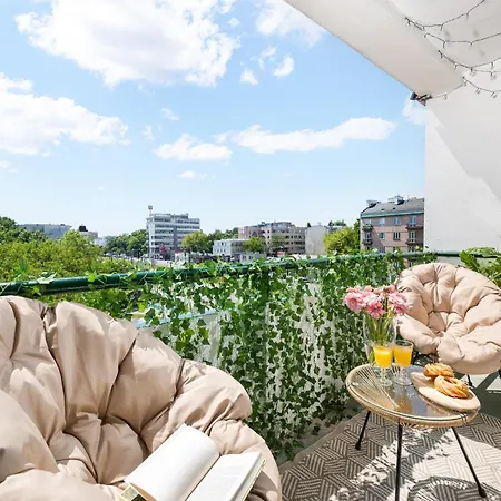 Pulawska Mokotow 2-bedroom & Living Room, Balcony & Free Parking On Site Varsavia