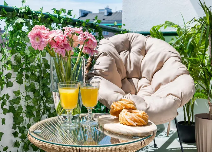 Apartment Pulawska Mokotow 2-bedroom & Living Room, Balcony & Free Parking On Site